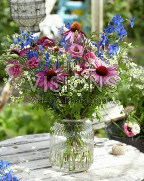 Making summer bouquet Making summer bouquet