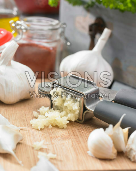 Allium sativum Allium sativum