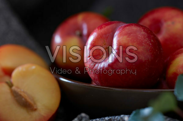 Plums Plums