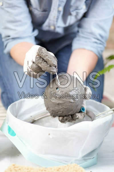 Drainage gaatjes maken met wattenstaafje Drainage gaatjes maken met wattenstaafje