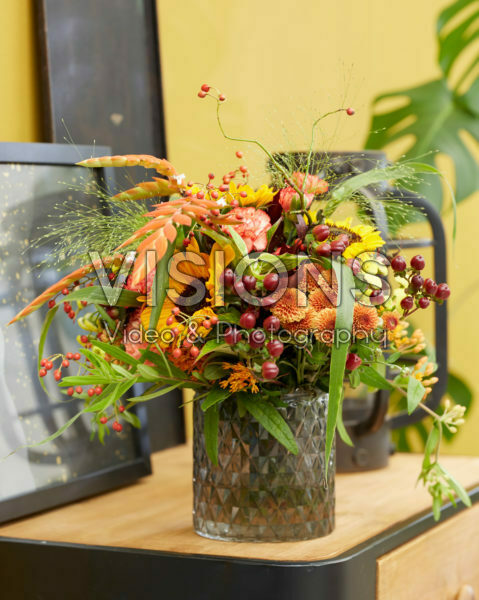 Floral arrangement Floral arrangement