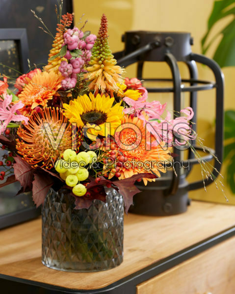 Floral arrangement Floral arrangement