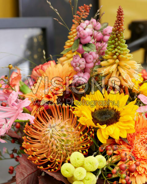 Floral arrangement Floral arrangement